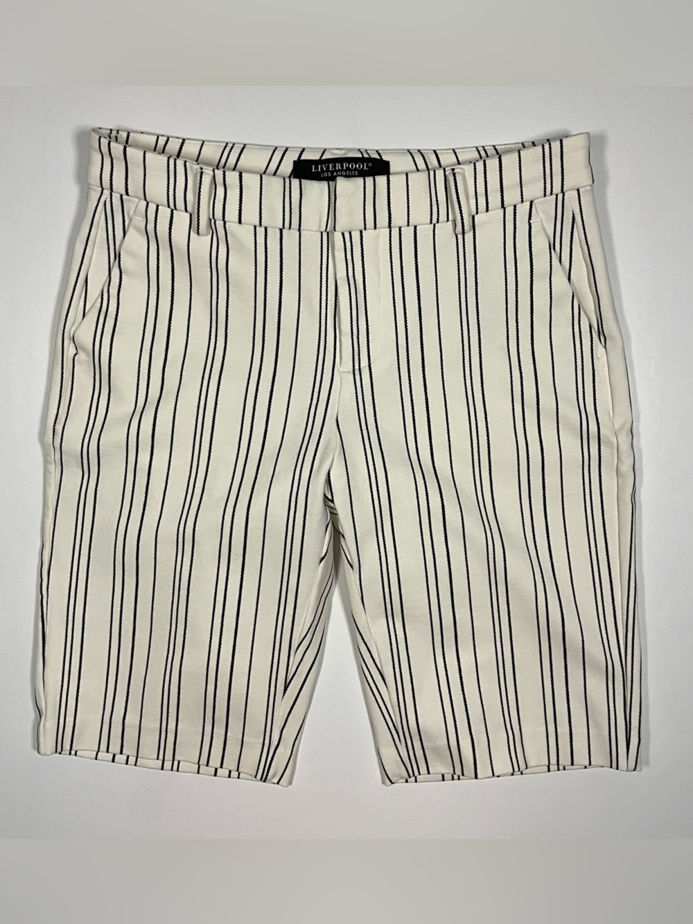 Liverpool Cream Ivory Pinstripe Bermuda Shorts Women’s 4 / 27